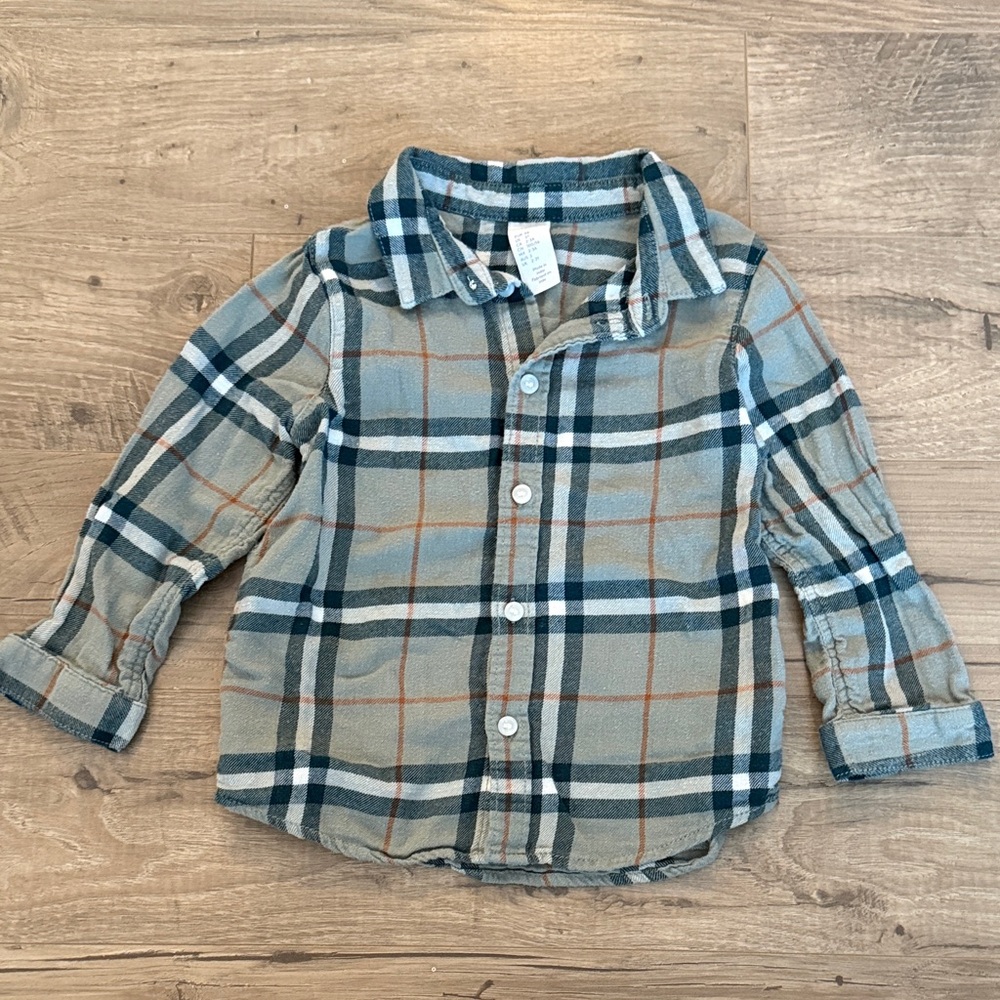 5/$25: H&M Flannel Shirt